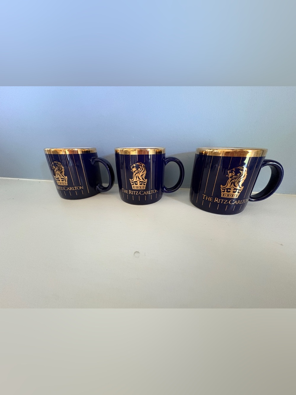 The Ritz-Carlton Logo Coffee Mugs Set of 3 Blue Gold